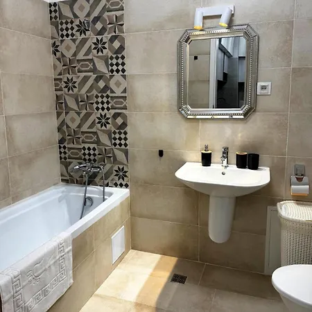 Mts 2br, 2ba Vivacity Iulius Apartment Cluj-Napoca